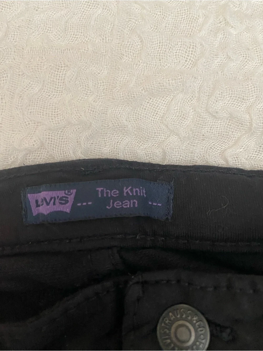 NWT LEVIS BLACK KNIT GIRLS JEANS